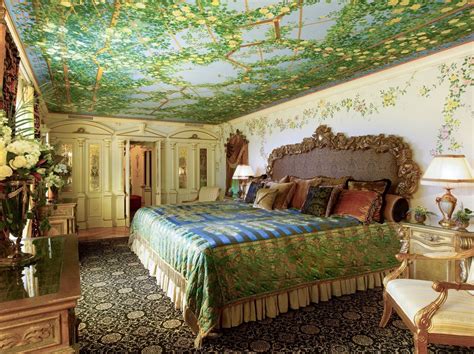 versace mansion crystal rooms|Versace mansion owner.